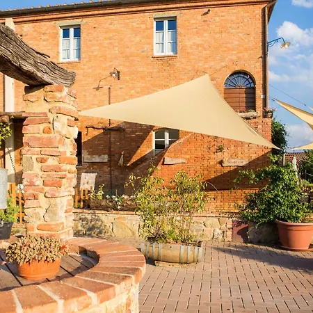 La Nora Farm stay *